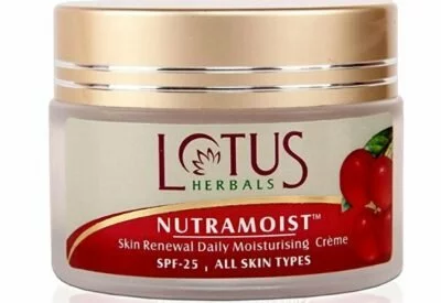 Lotus Herbals Nutramoist Skin Renewal Daily Moisturising Creme with SPF 25